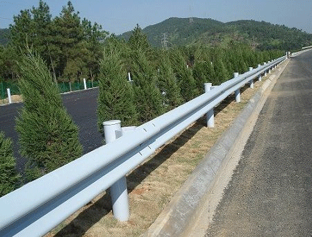 公路波形護欄